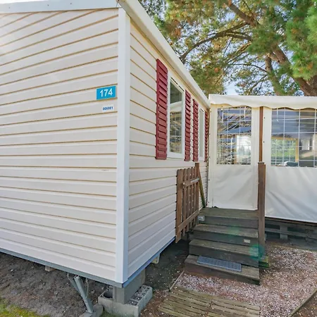 Casa vacanze Mobilhome 6 Per - Camping 4 Etoiles Les Mathes